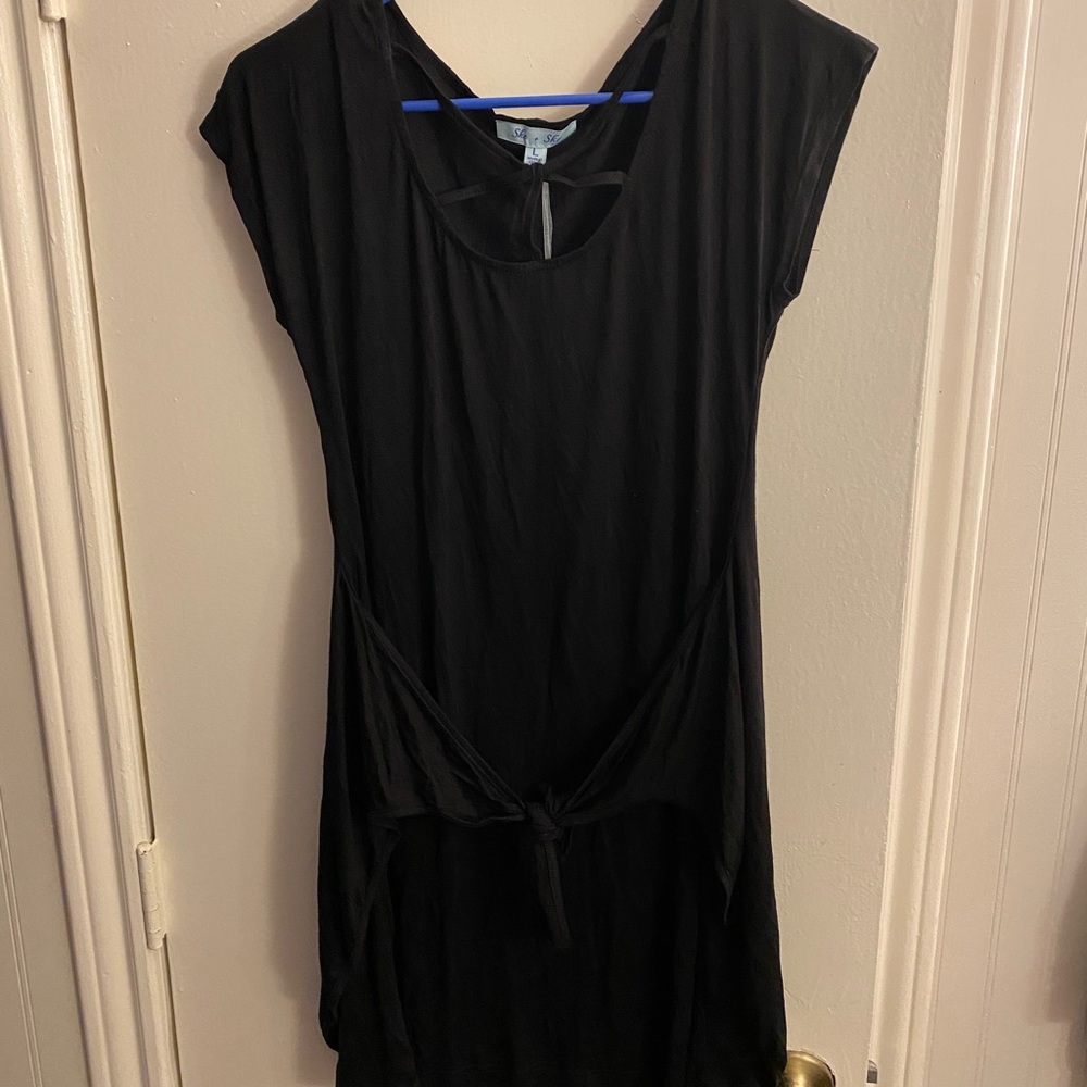 Kiki LaRue dress. Size large. NWT